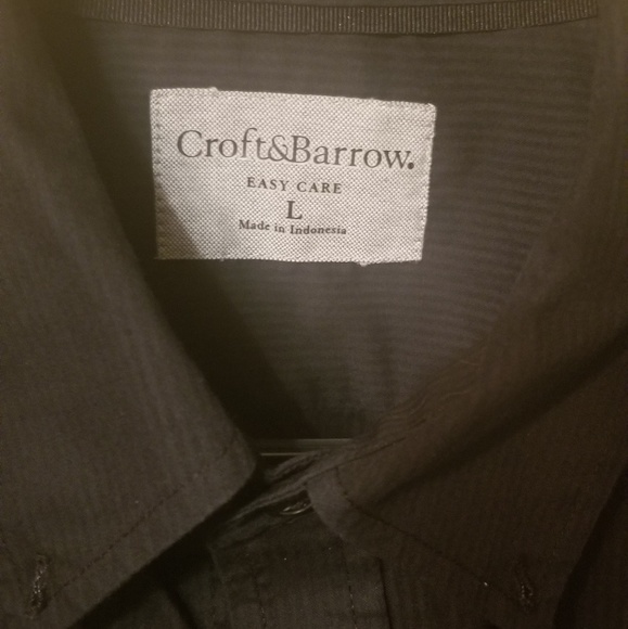 Button down - Picture 2 of 2